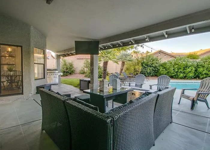 Private Sanctuary In North Scottsdale Wpool