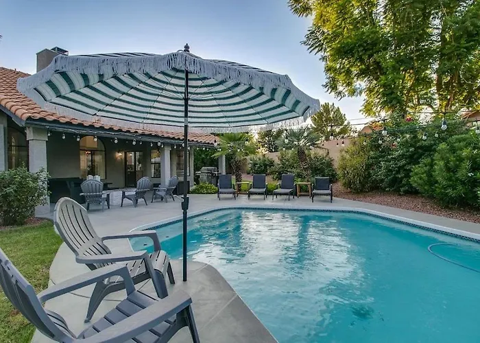 Private Sanctuary In North Scottsdale Wpool